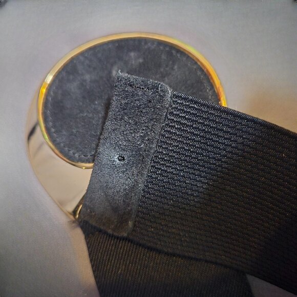 Vintage 80s Elastic Stretchy Waist Belt Black Suede Gold Round Buckle Size S/M - Picture 4 of 5